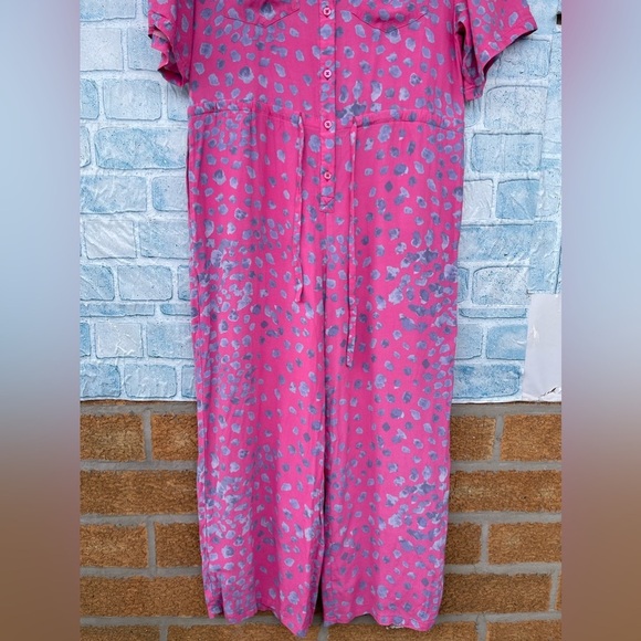 The kit jumpsuit size small - Picture 3 of 14